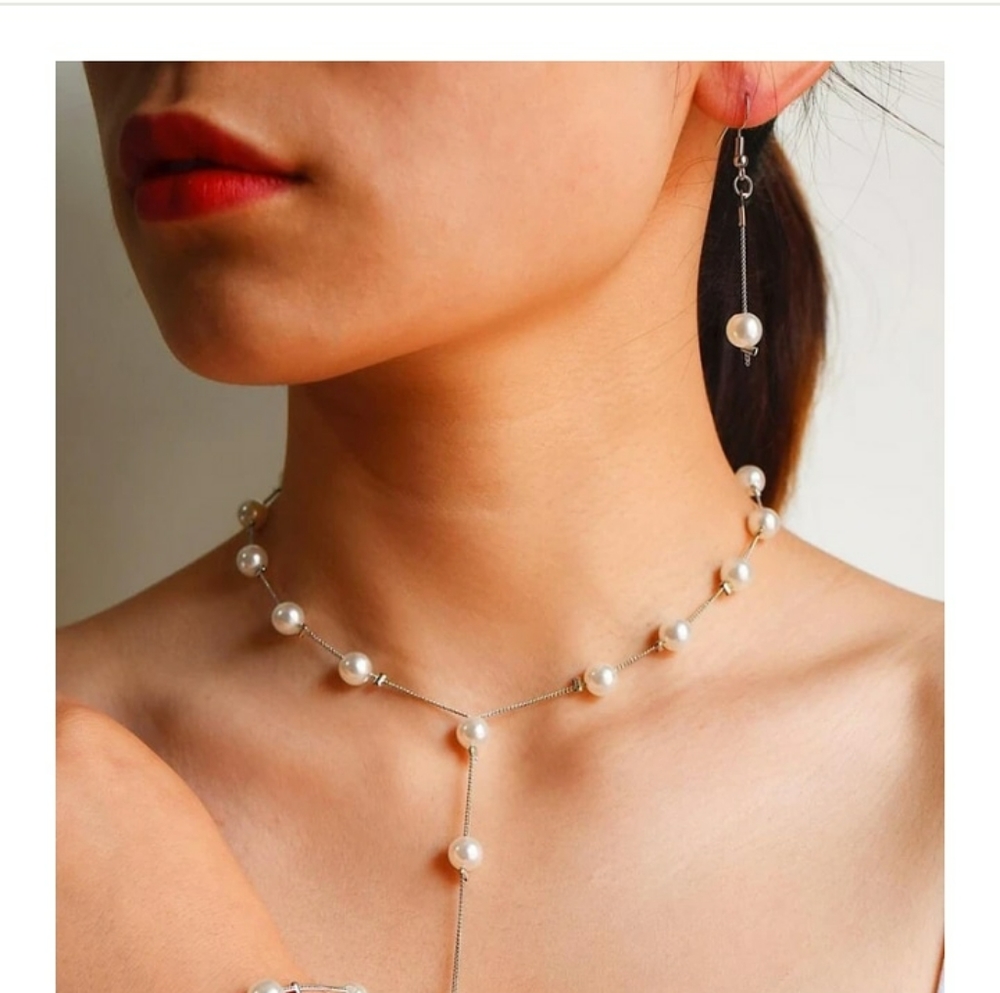 Pearl and silver plated 3 piece costume